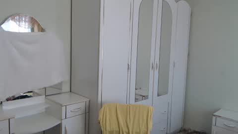 Snapshot of nenvol1 chatting on 02/07/25, 09:58 better ask online show from 02/07/25, 09:58