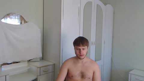 Snapshot of nenvol1 chatting on 02/23/25, 02:35 better ask online show from 02/23/25, 02:35