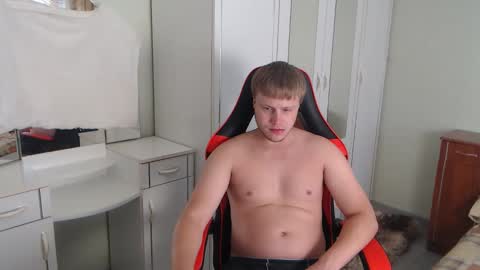 Snapshot of nenvol1 chatting on 09/30/25, 09:58 better ask online show from 09/30/25, 09:58