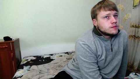 Snapshot of nenvol1 chatting on 10/13/25, 10:59 better ask online show from 10/13/25, 10:59