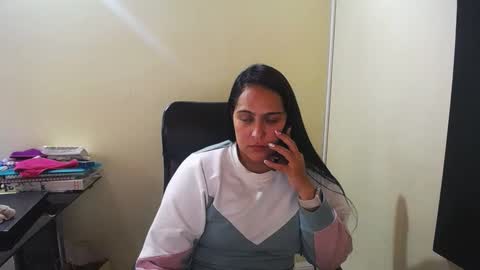 Snapshot of neny445 chatting on 12/23/24, 05:00 kelly lopez online show from 12/23/24, 05:00