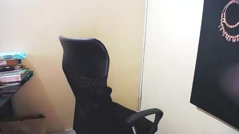 Snapshot of neny445 chatting on 01/14/25, 01:49 kelly lopez online show from 01/14/25, 01:49