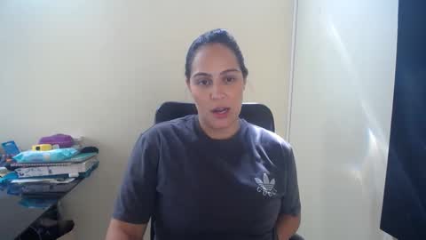 Snapshot of neny445 chatting on 01/25/25, 03:41 kelly lopez online show from 01/25/25, 03:41