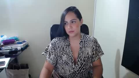 Snapshot of neny445 chatting on 01/30/25, 01:21 kelly lopez online show from 01/30/25, 01:21