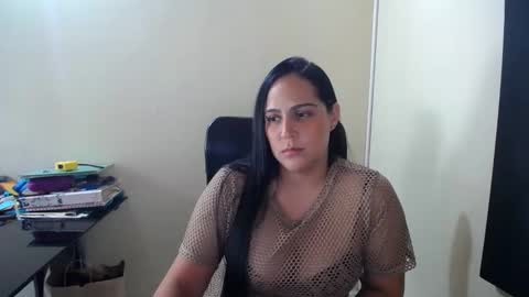 Snapshot of neny445 chatting on 02/04/25, 06:38 kelly lopez online show from 02/04/25, 06:38