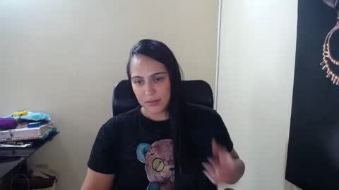 Snapshot of neny445 chatting on 02/06/25, 06:46 kelly lopez online show from 02/06/25, 06:46