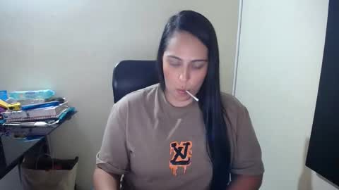 Snapshot of neny445 chatting on 02/12/25, 06:30 kelly lopez online show from 02/12/25, 06:30