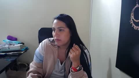 Snapshot of neny445 chatting on 02/19/25, 02:23 kelly lopez online show from 02/19/25, 02:23