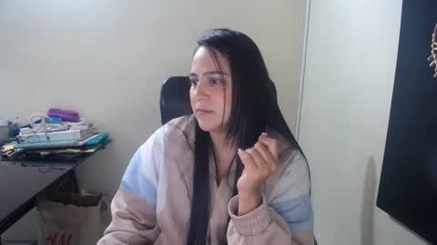 Snapshot of neny445 chatting on 03/04/25, 01:38 kelly lopez online show from 03/04/25, 01:38
