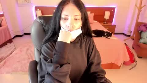 Sarah  online show from 02/22/26, 02:56