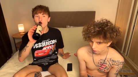 LEO and STACY online show from 12/02/25, 04:24