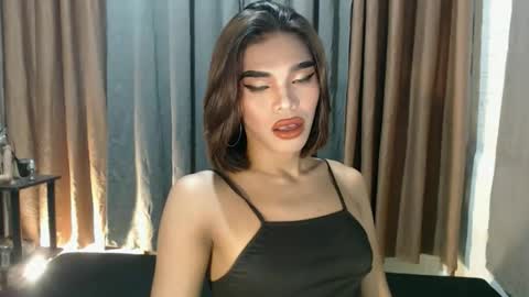 neomi online show from 02/11/26, 02:44