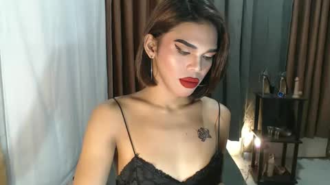 neomi online show from 02/21/26, 01:34