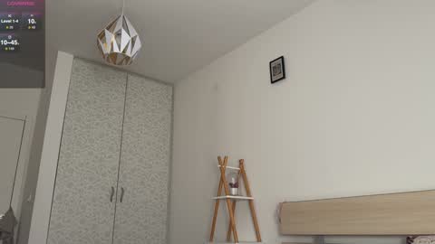 Snapshot of neondemon_ chatting on 12/04/24, 09:13 maeve online show from 12/04/24, 09:13