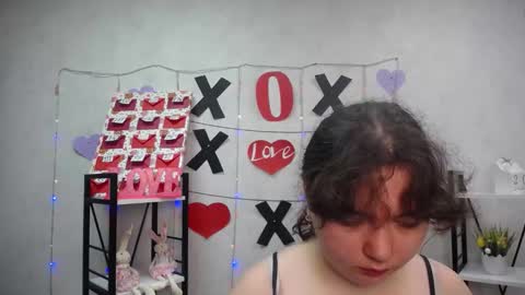 Snapshot of neonilalisova chatting on 09/21/25, 05:20 NeonilaLisova online show from 09/21/25, 05:20