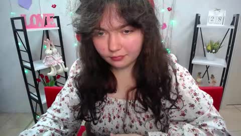 Snapshot of neonilalisova chatting on 09/29/25, 11:15 NeonilaLisova online show from 09/29/25, 11:15