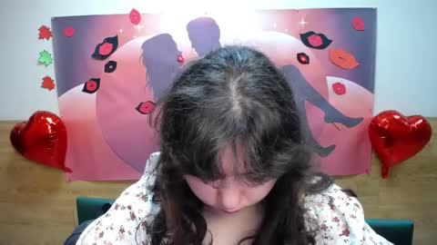 Snapshot of neonilalisova chatting on 10/07/25, 11:18 NeonilaLisova online show from 10/07/25, 11:18