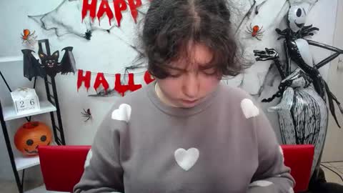 Snapshot of neonilalisova chatting on 10/27/25, 12:09 NeonilaLisova online show from 10/27/25, 12:09