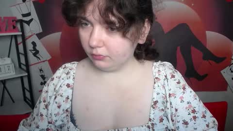 Snapshot of neonilalisova chatting on 11/21/25, 06:12 NeonilaLisova online show from 11/21/25, 06:12