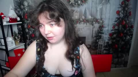 Snapshot of neonilalisova chatting on 12/20/25, 06:53 NeonilaLisova online show from 12/20/25, 06:53