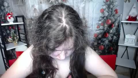 Snapshot of neonilalisova chatting on 12/21/25, 06:09 NeonilaLisova online show from 12/21/25, 06:09