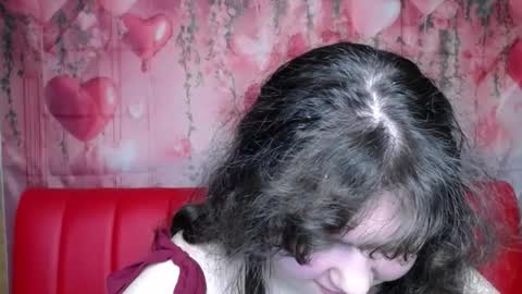 Snapshot of neonilalisova chatting on 02/17/26, 12:12 NeonilaLisova online show from 02/17/26, 12:12