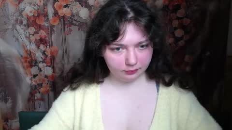 Snapshot of neonilalisova chatting on 02/24/26, 12:14 NeonilaLisova online show from 02/24/26, 12:14