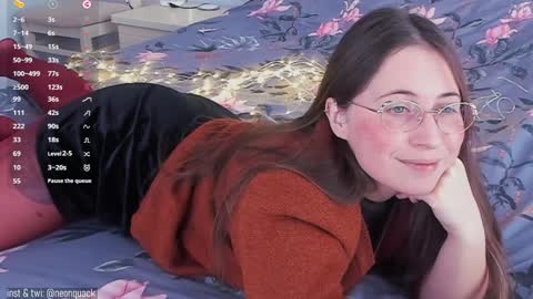 Riley online show from 12/25/24, 11:43