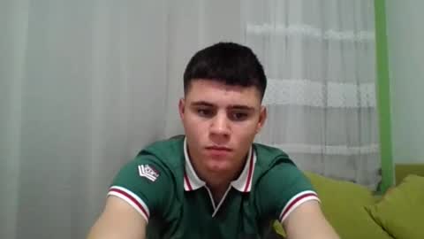 Snapshot of neoplayboy2 chatting on 11/20/25, 06:51 neoplayboy2 online show from 11/20/25, 06:51