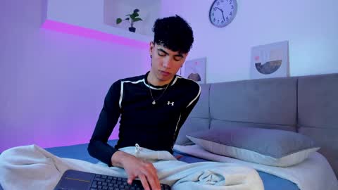  NeoRaptis  jhonatan  online show from 01/07/25, 08:21