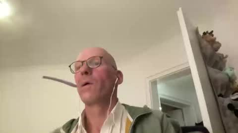 Snapshot of neptunofatlantis chatting on 09/23/25, 10:02 neptunofatlantis online show from 09/23/25, 10:02