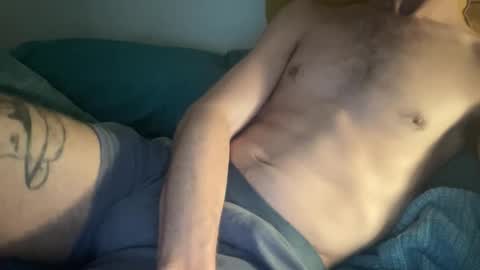 Snapshot of nerdydong chatting on 11/22/25, 10:42 Xavy online show from 11/22/25, 10:42