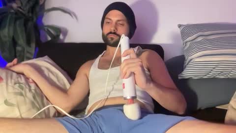 nerdynutstorm online show from 10/22/25, 03:29