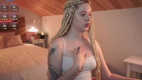 Snapshot of nerissa_xo chatting on 06/13/26, 11:30 Nerissa online show from 06/13/26, 11:30