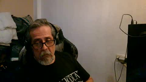 neron401 online show from 04/15/26, 02:40