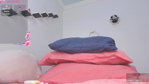 Aleja online show from 09/15/25, 07:58