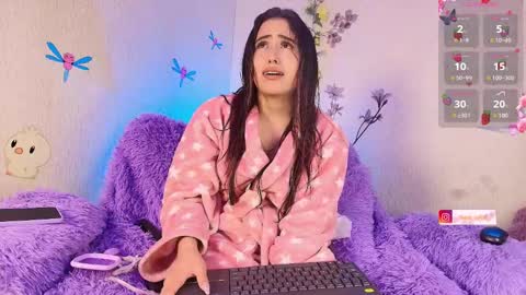          online show from 03/08/25, 02:45