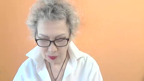 NessyJenixs online show from 03/25/26, 09:04