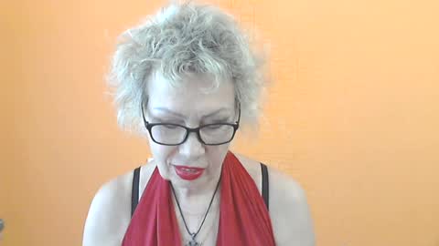 NessyJenixs online show from 06/17/26, 07:11