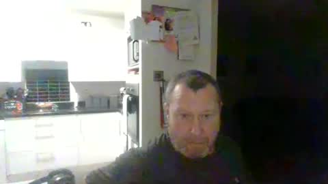 Snapshot of nesuk chatting on 03/18/26, 12:14 nesuk online show from 03/18/26, 12:14