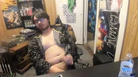 Snapshot of neubatman chatting on 11/30/25, 01:42 Neu online show from 11/30/25, 01:42