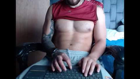 Snapshot of neuttron chatting on 10/22/25, 07:02 neuttron online show from 10/22/25, 07:02