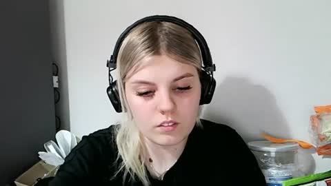 never_enoughh online show from 06/15/26, 04:53