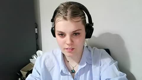 never_enoughh online show from 06/16/26, 05:26