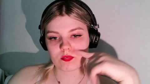 never_enoughh online show from 06/23/26, 05:33