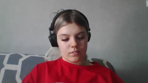 never_enoughh online show from 07/18/26, 09:13