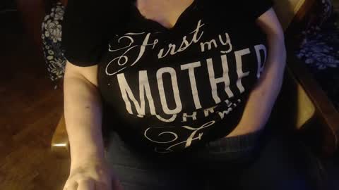 Lilly  online show from 01/30/25, 03:19