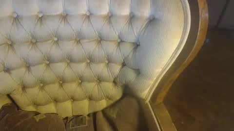 Lilly  online show from 11/24/25, 02:39