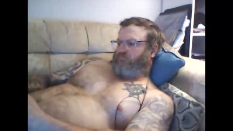 Snapshot of newbreed666 chatting on 10/22/25, 12:00 NEWBREED666 online show from 10/22/25, 12:00