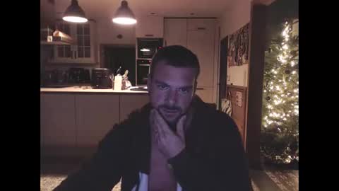 Newelixyr online show from 12/23/25, 06:44